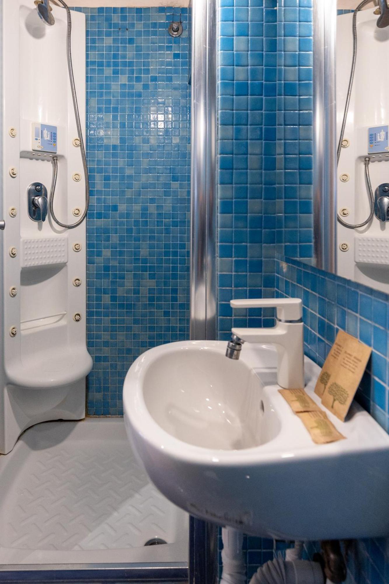 Apt 151 - City Center Рим Экстерьер фото